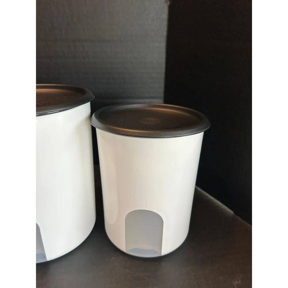 Tupperware NEW One-Touch Reminder Canister Set of 4with black seals
